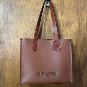 Coach Relay Tote 34 in 1941 Saddle